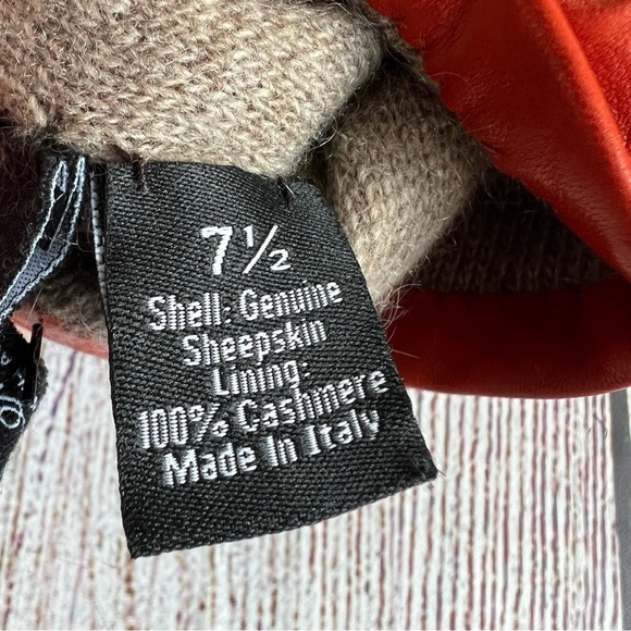 Saks 5th Avenue Cashmere & Sheepskin Italian Orange Gloves 7.5 - Picture 4 of 4